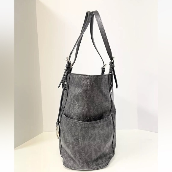 Michael Kors Jet Set Monogram Signature Logo Tote - Black - Picture 4 of 8